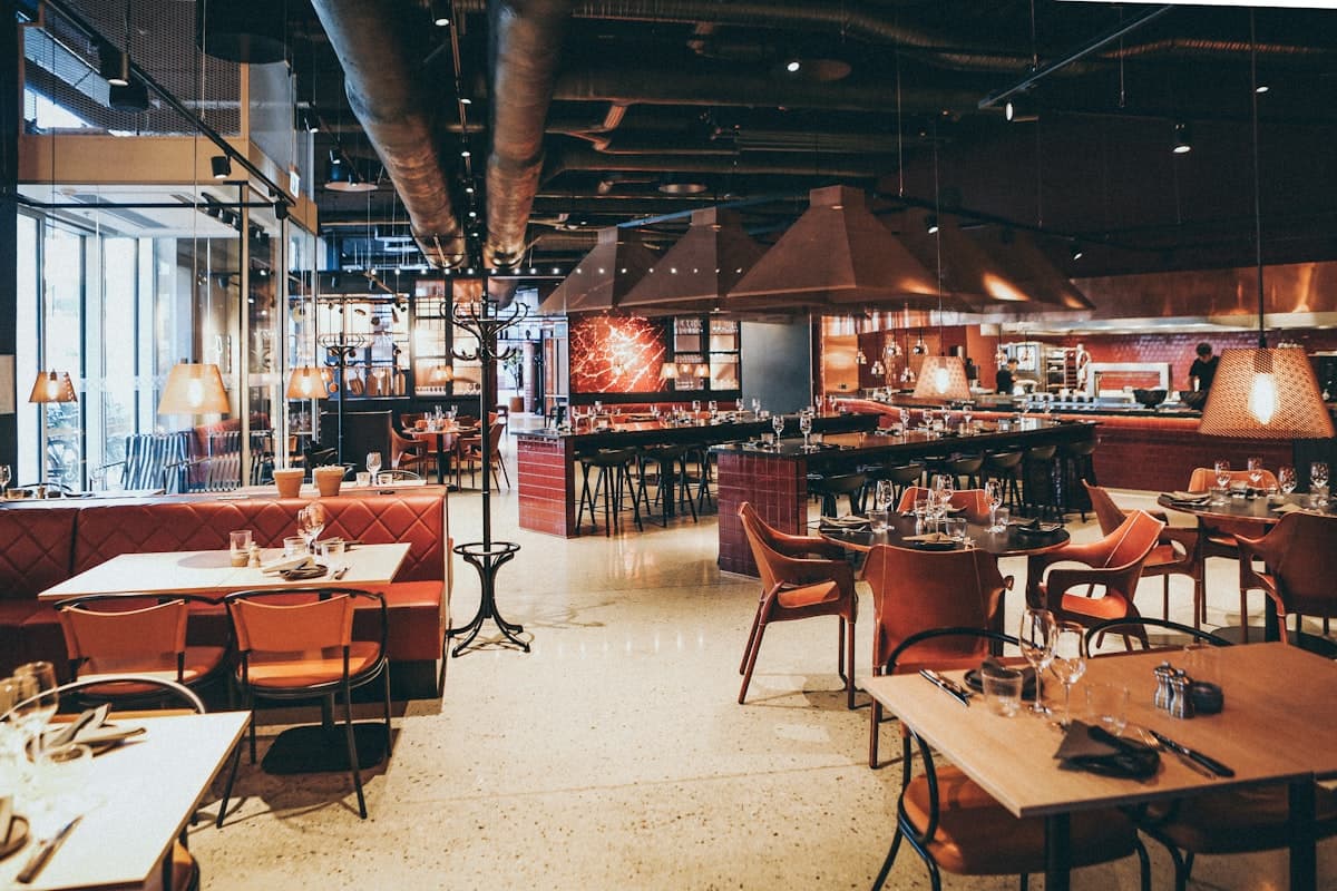 How an AI host takes reservations while your team is on the floor
